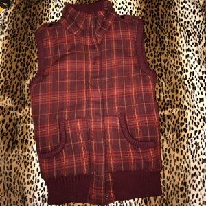 Maroon plaid vest small mossimo supply